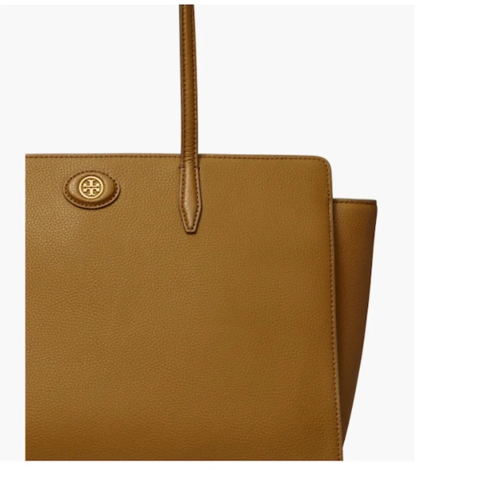 NWOT $448 Tory Burch Robinson Leather Tote in BISTRO BROWN!